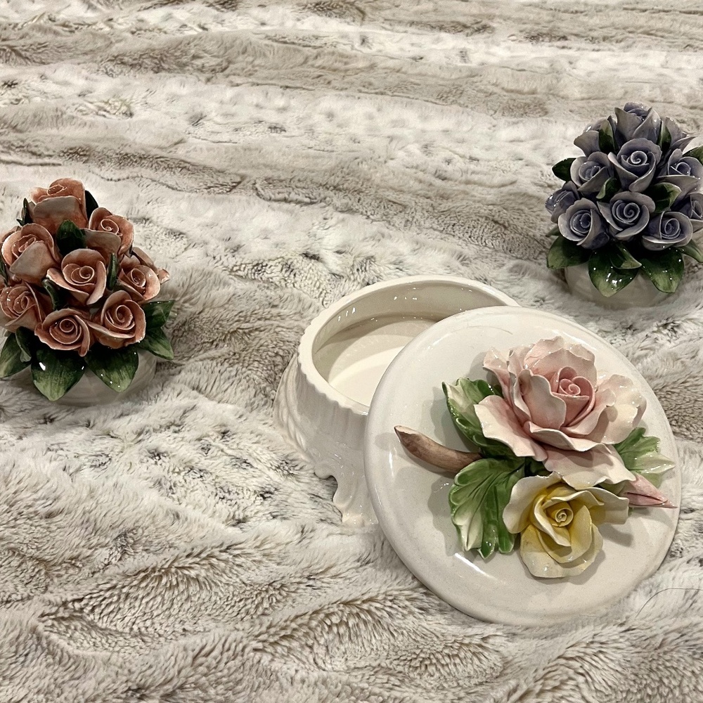 Set - Floral Lady Dresser Deco